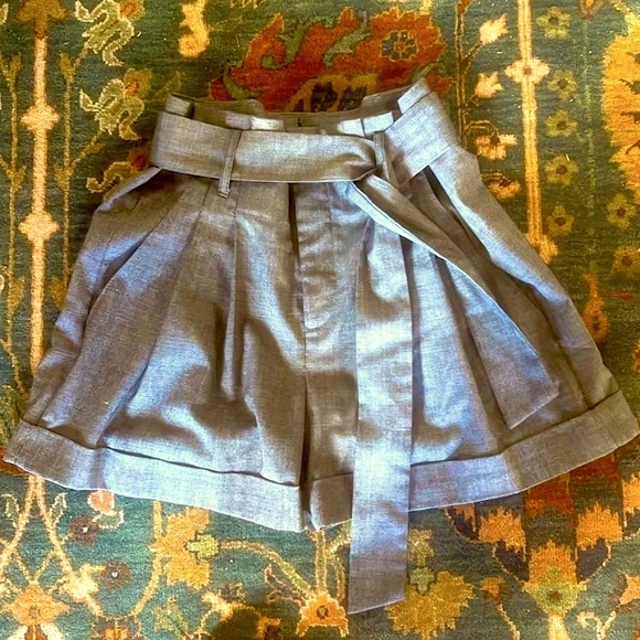 “Paperbag” waist dark grey belted shorts 2 side pockets & self belt. - Picture 1 of 5